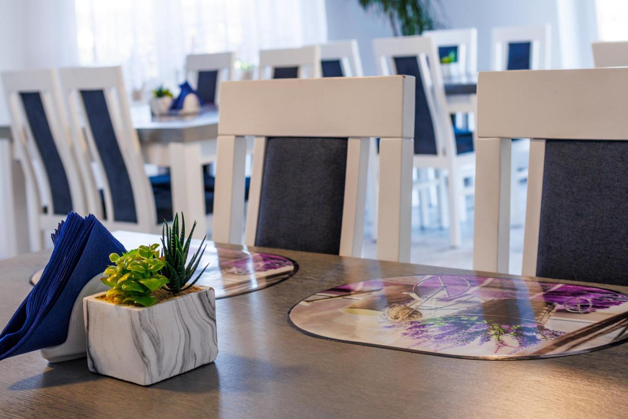 Homestay Goscinne Lawendowy Dwor Mikoszewo