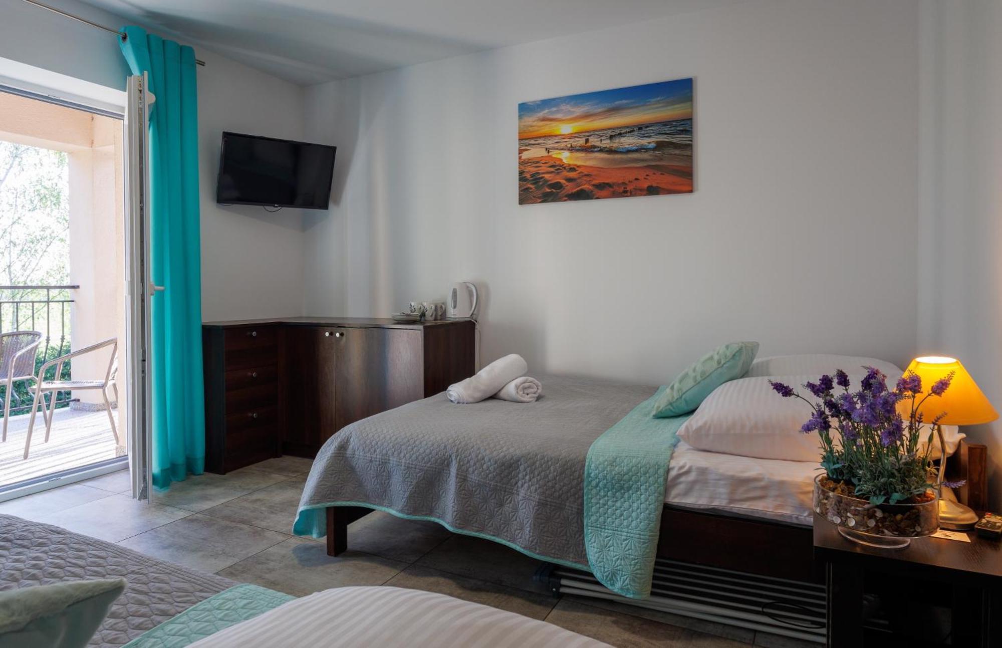 Homestay Goscinne Lawendowy Dwor Mikoszewo